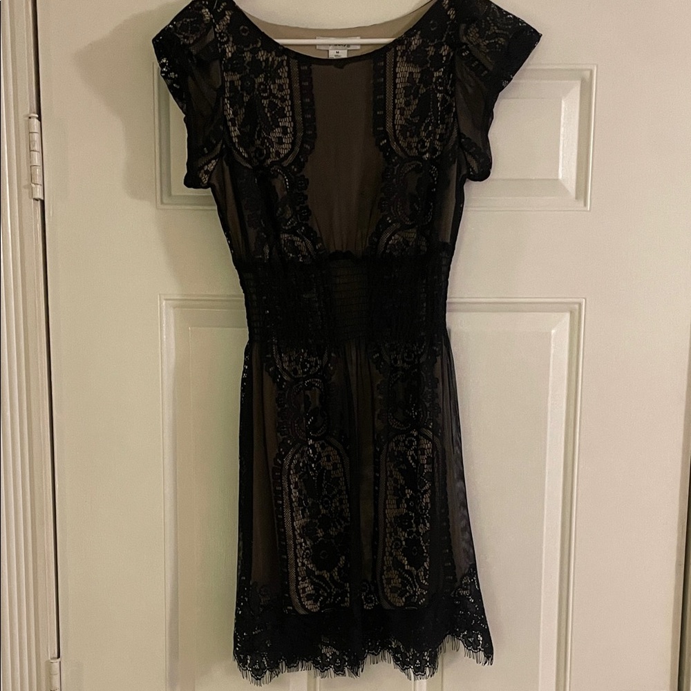 Pinky Black Mesh Detail Top